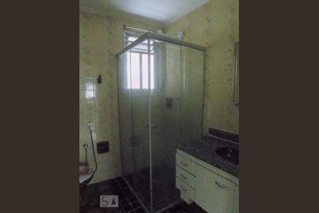 Casa para alugar com 80m², 3 quartos e 3 vagas Casa para alugar com 80m², 3 quartos e 3 vagasBanheiro