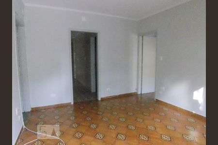 Casa para alugar com 80m², 3 quartos e 3 vagas Casa para alugar com 80m², 3 quartos e 3 vagasSala