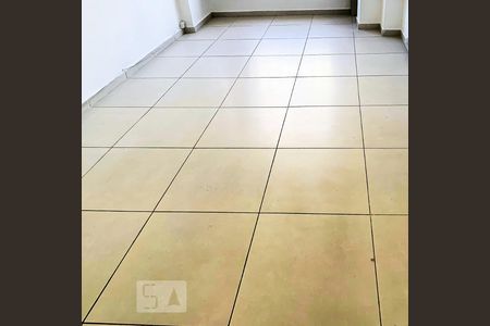 Apartamento à venda com 87m², 2 quartos e sem vaga