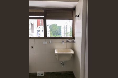 Apartamento para alugar com 137m², 3 quartos e 2 vagas Apartamento para alugar com 137m², 3 quartos e 2 vagasÁrea de serviço