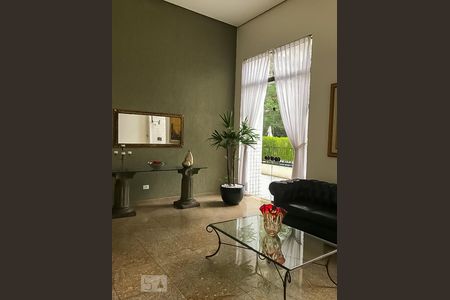 Apartamento para alugar com 137m², 3 quartos e 2 vagas Apartamento para alugar com 137m², 3 quartos e 2 vagasHall social