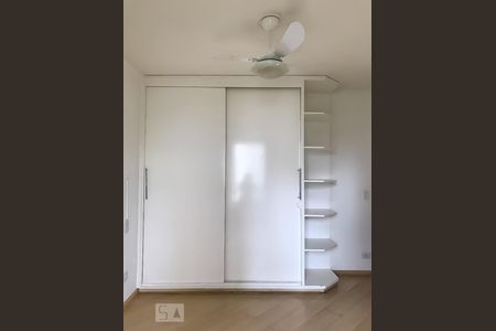 Suíte de apartamento para alugar com 3 quartos, 137m² em Vila Andrade, São Paulo