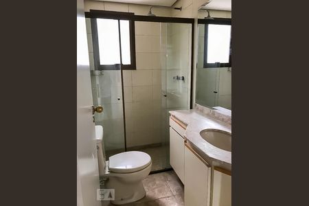 Apartamento para alugar com 137m², 3 quartos e 2 vagas Apartamento para alugar com 137m², 3 quartos e 2 vagasBanheiro