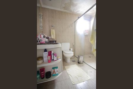 Apartamento à venda com 96m², 3 quartos e 2 vagasBanheiro da suíte