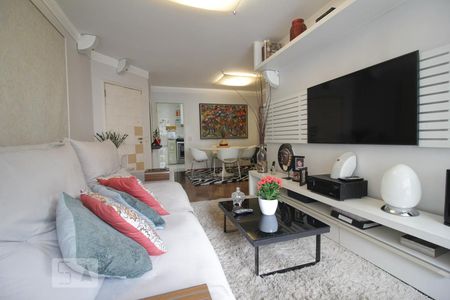 Sala de apartamento à venda com 3 quartos, 96m² em Vila Suzana, São Paulo