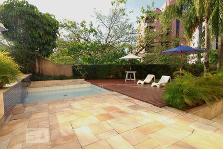 Apartamento à venda com 96m², 3 quartos e 2 vagasÁrea comum - Piscina