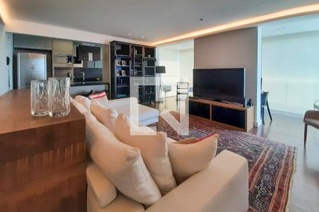 Sala de apartamento à venda com 2 quartos, 141m² em Barra da Tijuca, Rio de Janeiro