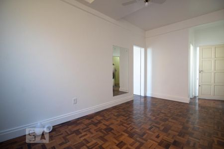 Sala de apartamento para alugar com 1 quarto, 41m² em São João, Porto Alegre