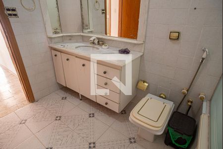 Apartamento para alugar com 168m², 3 quartos e sem vaga Apartamento para alugar com 168m², 3 quartos e sem vagaBanheiro 2