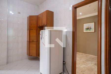 Apartamento para alugar com 168m², 3 quartos e sem vaga Apartamento para alugar com 168m², 3 quartos e sem vagaCozinha