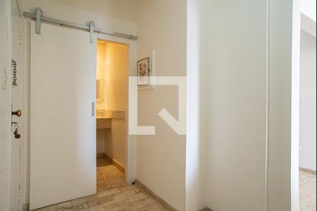 Apartamento para alugar com 168m², 3 quartos e sem vaga Apartamento para alugar com 168m², 3 quartos e sem vagaHall de entrada