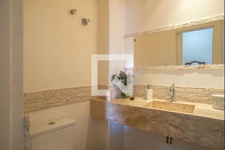 Apartamento para alugar com 168m², 3 quartos e sem vaga Apartamento para alugar com 168m², 3 quartos e sem vagaLavabo