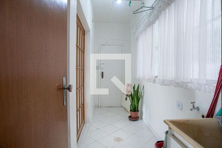 Apartamento para alugar com 168m², 3 quartos e sem vaga Apartamento para alugar com 168m², 3 quartos e sem vagaÁrea de Serviço