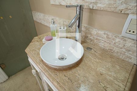 Apartamento para alugar com 168m², 3 quartos e sem vaga Apartamento para alugar com 168m², 3 quartos e sem vagaBanheiro da Suíte