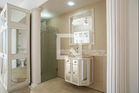 Apartamento para alugar com 168m², 3 quartos e sem vaga Apartamento para alugar com 168m², 3 quartos e sem vagaBanheiro da Suíte