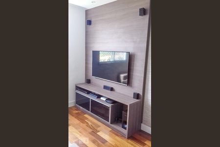 Sala de apartamento para alugar com 1 quarto, 35m² em Quinta da Paineira, São Paulo