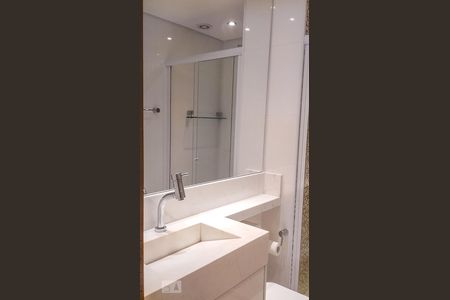 Banheiro de apartamento para alugar com 1 quarto, 35m² em Quinta da Paineira, São Paulo