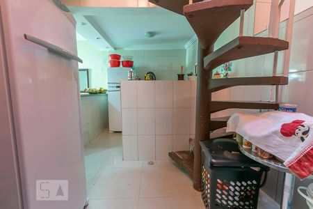 Casa à venda com 120m², 4 quartos e 2 vagasLavanderia