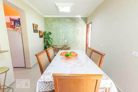 Casa à venda com 120m², 4 quartos e 2 vagasSala de Jantar