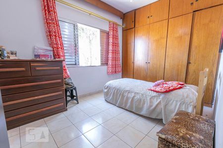 Casa à venda com 120m², 4 quartos e 2 vagasQuarto 1