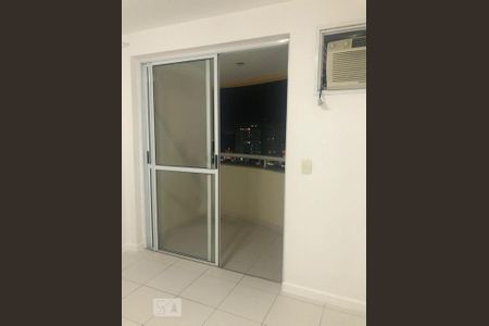 Sala de apartamento para alugar com 1 quarto, 42m² em Jacarepaguá, Rio de Janeiro