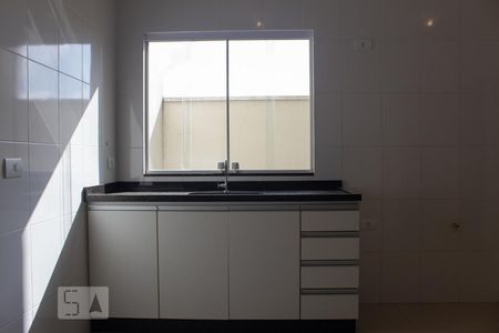 Cozinha de apartamento para alugar com 2 quartos, 54m² em Cidade Patriarca, São Paulo