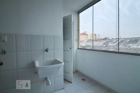 Apartamento para alugar com 98m², 2 quartos e 1 vaga Apartamento para alugar com 98m², 2 quartos e 1 vagaDetalhe da area de serviço