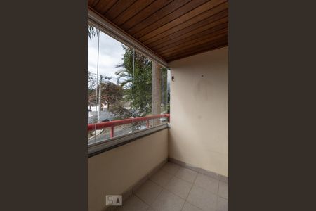 Apartamento para alugar com 65m², 2 quartos e 1 vagaSacada
