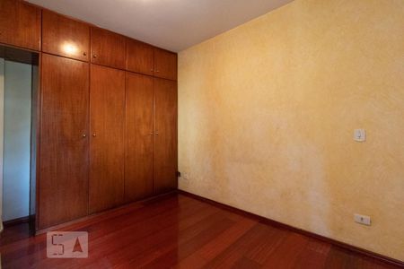 Quarto 1 de apartamento para alugar com 2 quartos, 65m² em Quitaúna, Osasco