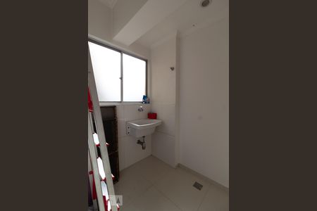 Apartamento para alugar com 65m², 2 quartos e 1 vagaÁrea de Serviço