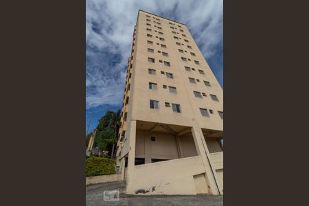 Apartamento para alugar com 65m², 2 quartos e 1 vagaFachada