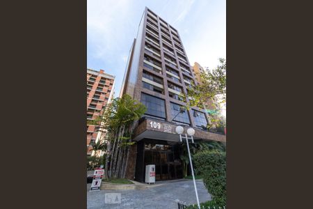 Apartamento para alugar com 47m², 1 quarto e 1 vagaFachada