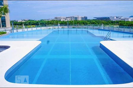 Apartamento à venda com 80m², 2 quartos e 1 vaga Apartamento à venda com 80m², 2 quartos e 1 vagaÁrea comum - Piscina