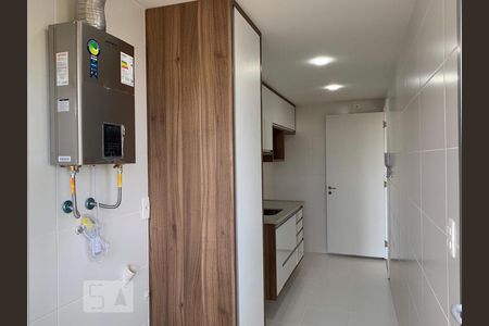 Apartamento à venda com 80m², 2 quartos e 1 vaga Apartamento à venda com 80m², 2 quartos e 1 vagaCozinha e Área de Serviço