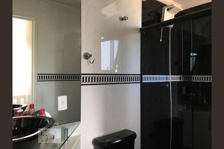 Banheiro da Suíte de apartamento para alugar com 3 quartos, 100m² em Vila Valparaíso, Santo André