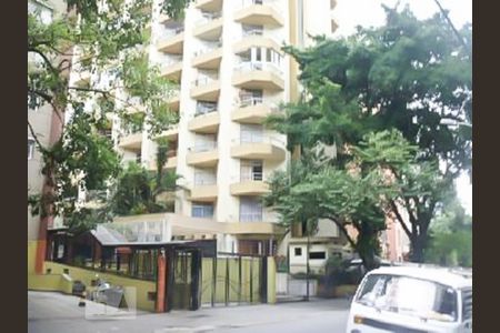 Apartamento para alugar com 34m², 1 quarto e 1 vaga Apartamento para alugar com 34m², 1 quarto e 1 vagaFachada