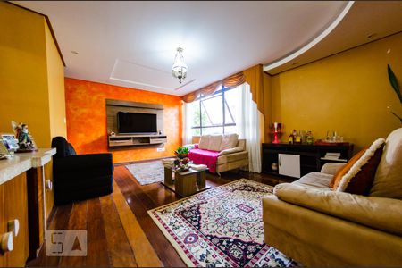 Sala de apartamento para alugar com 4 quartos, 190m² em Grajaú, Belo Horizonte