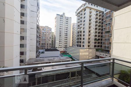 Apartamento à venda com 215m², 4 quartos e 3 vagas Apartamento à venda com 215m², 4 quartos e 3 vagasVista do Quarto 2