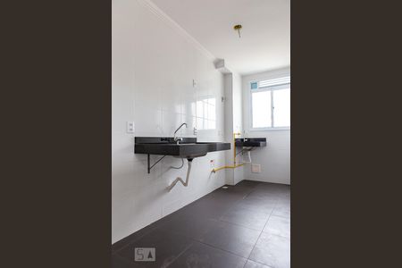 Cozinha de apartamento para alugar com 2 quartos, 60m² em Rubem Berta, Porto Alegre