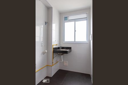 Área de Serviço de apartamento para alugar com 2 quartos, 60m² em Rubem Berta, Porto Alegre