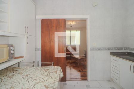 Apartamento para alugar com 70m², 2 quartos e 1 vagaCozinha e Área de Serviço