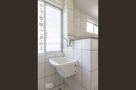 Área de Serviço de apartamento para alugar com 2 quartos, 50m² em Taquara, Rio de Janeiro