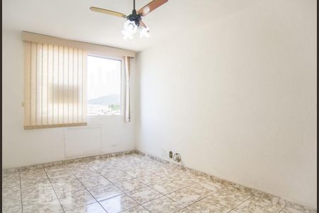 Apartamento para alugar com 2 quartos, 50m² em Taquara, Rio de Janeiro