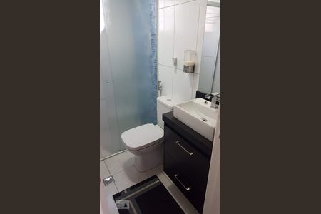 banheiro de apartamento à venda com 2 quartos, 47m² em Vila Campos Sales, Campinas