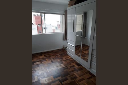 Quarto 2 de apartamento para alugar com 2 quartos, 47m² em Centro, Curitiba