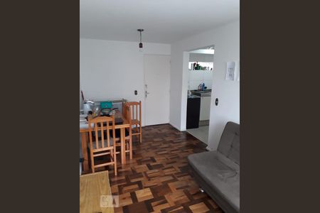 Detalhe Sala de apartamento para alugar com 2 quartos, 47m² em Centro, Curitiba
