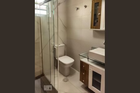 Banheiro de apartamento à venda com 2 quartos, 72m² em Vila Leonor, Guarulhos
