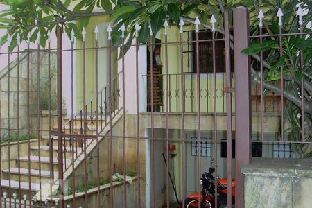 Fachada de casa à venda com 5 quartos, 360m² em Aclimação, São Paulo