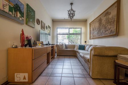 Sala de casa para alugar com 3 quartos, 220m² em Vila Cordeiro, São Paulo
