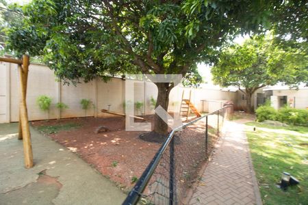 Apartamento à venda com 41m², 2 quartos e sem vagaÁrea comum - Playground